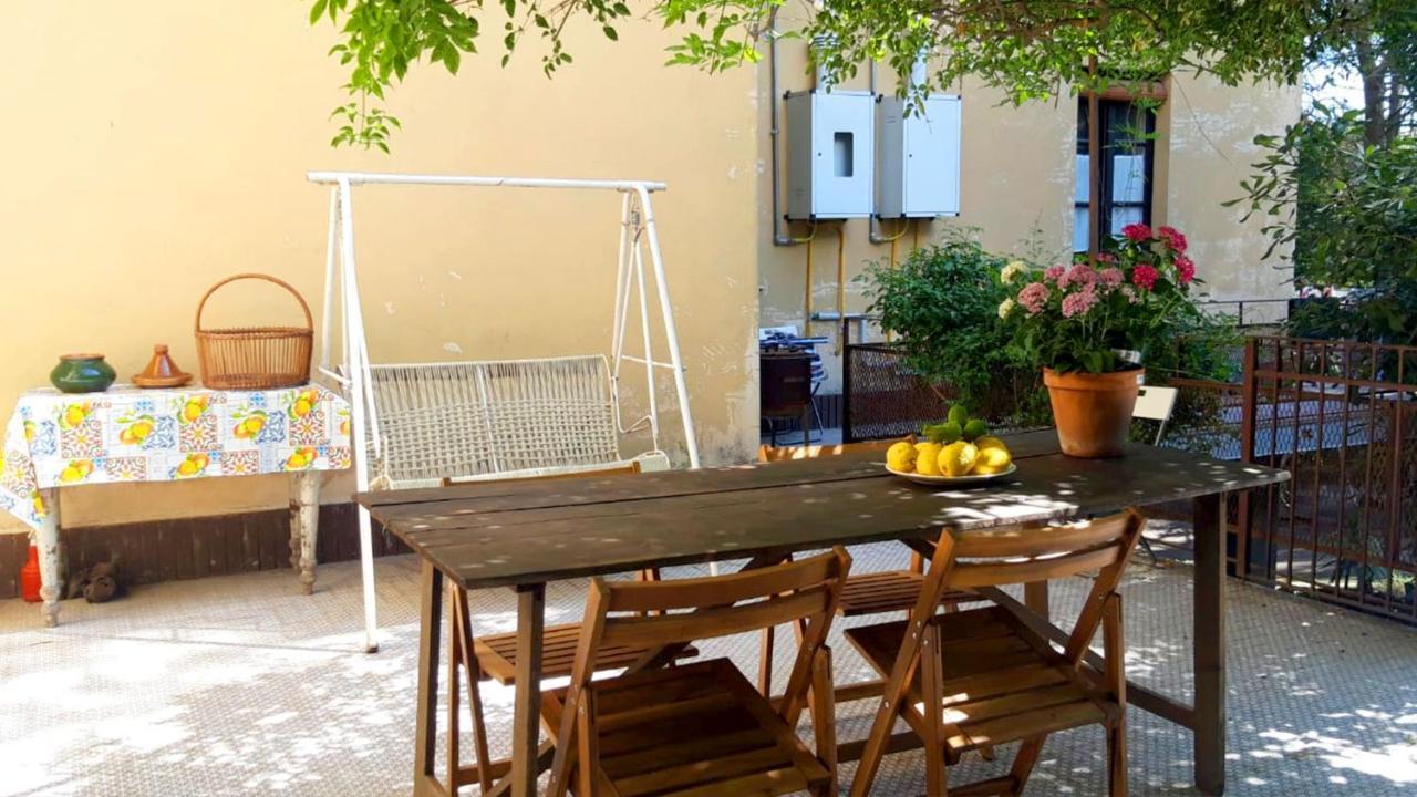 B&B Etnea Centoundici Nicolosi Esterno foto